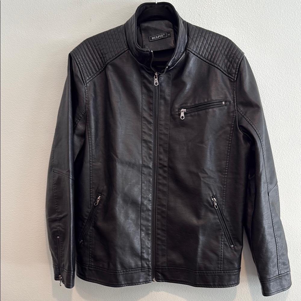 WULFUL SIZE LARGE Men's Jacket